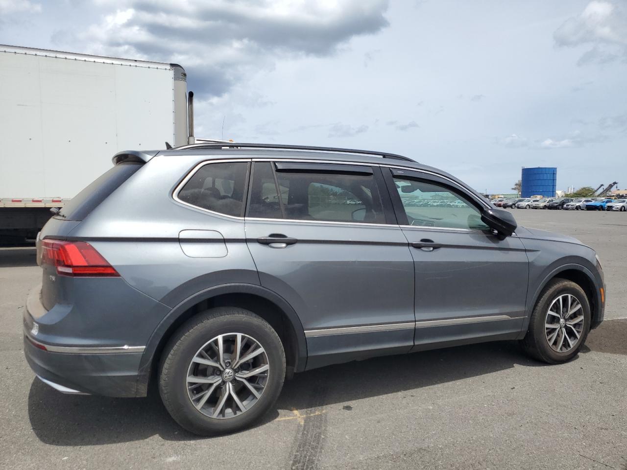 2018 Volkswagen Tiguan Se - Image 3
