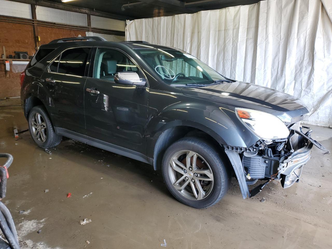 2017 Chevrolet Equinox Premier - Image 4