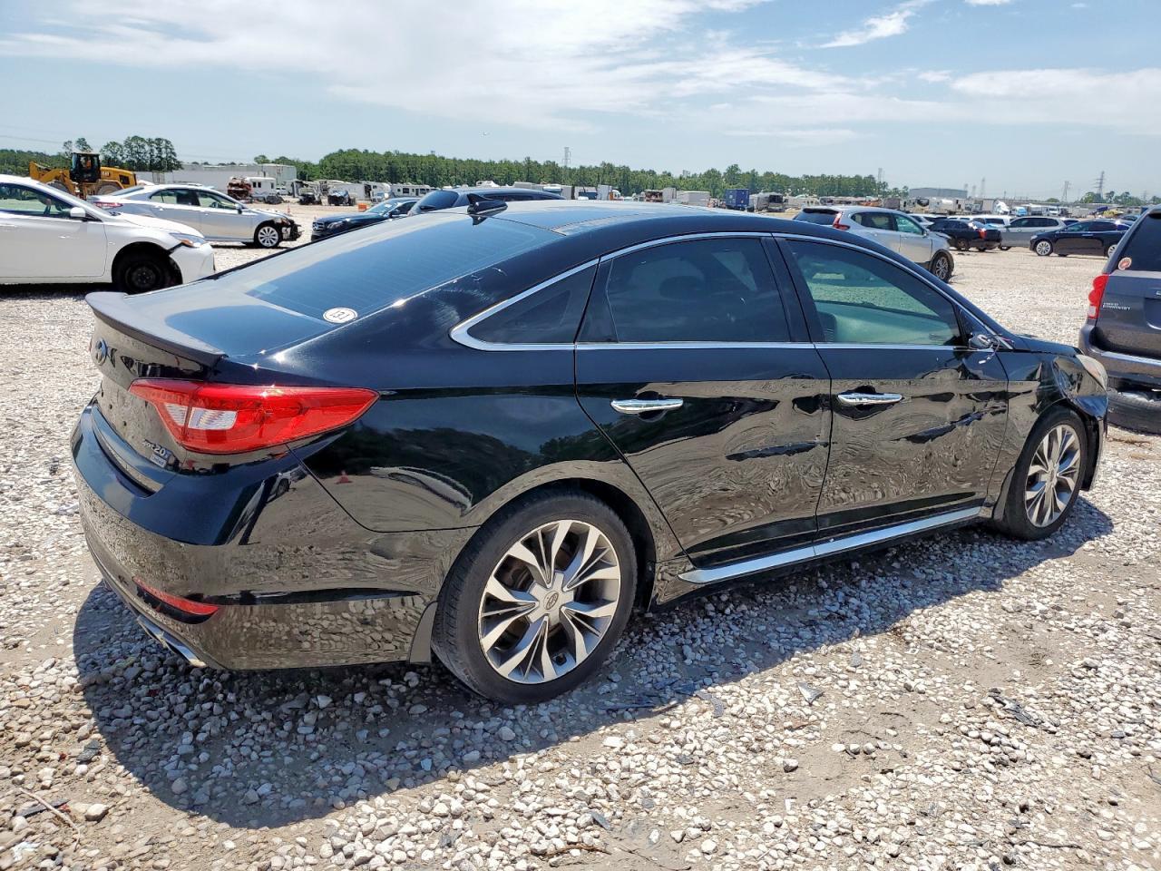 2015 Hyundai Sonata Sport - Image 3