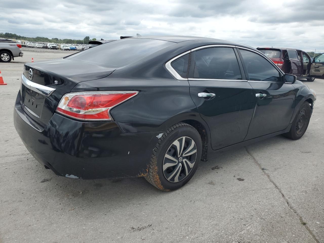 2015 Nissan Altima 2.5 - Image 3