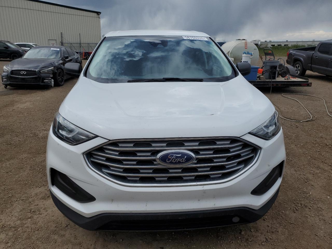 2019 Ford Edge Se - Фото 5