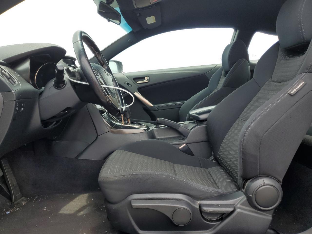 2013 Hyundai Genesis Coupe 2.0T - Image 7