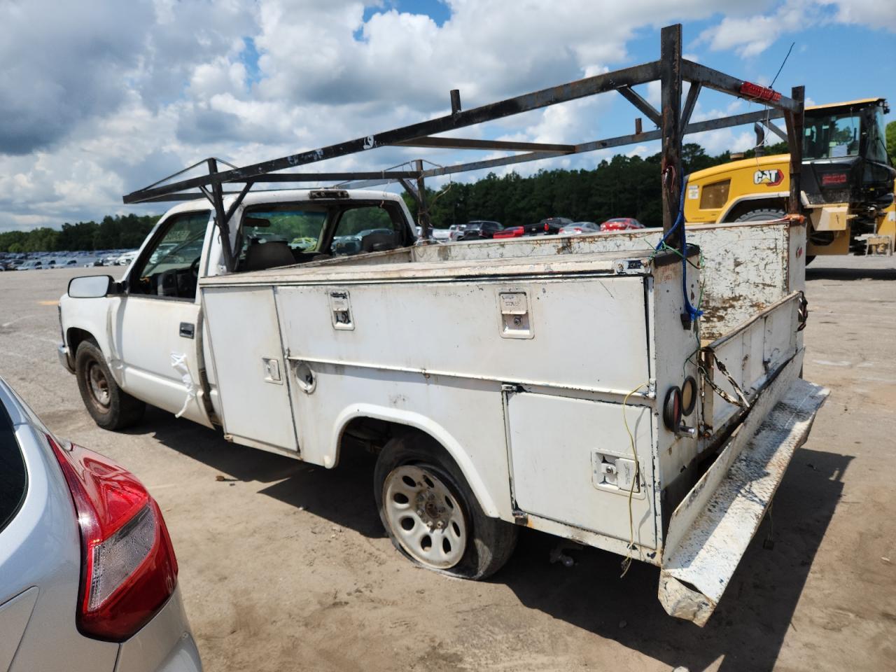 1998 Chevrolet Gmt-400 C2500 - Фото 2