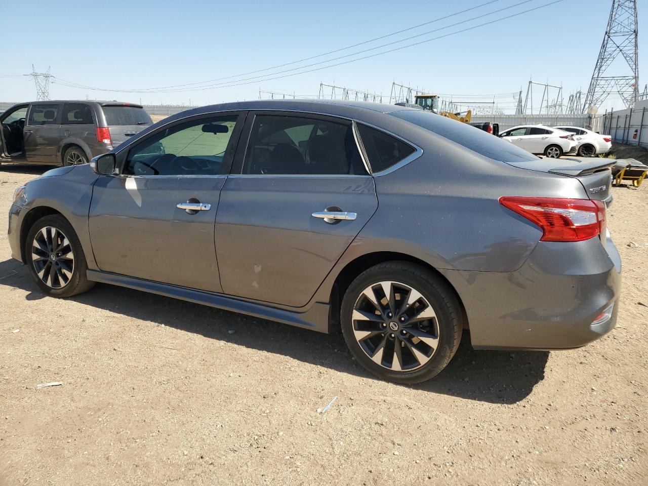 2019 Nissan Sentra S - Фото 2