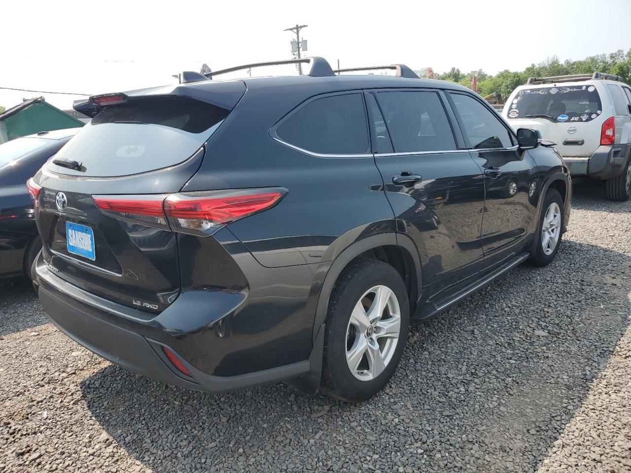 2022 Toyota Highlander L - Фото 3