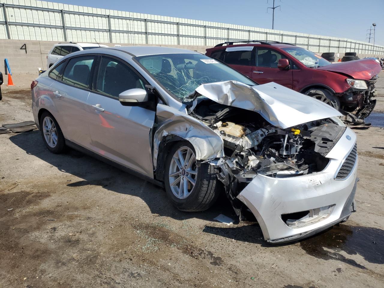 2017 Ford Focus Se - Image 4