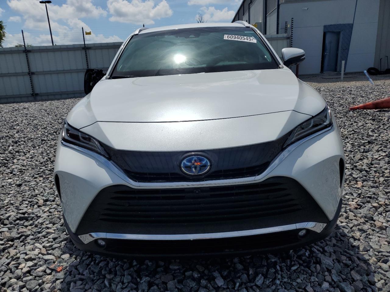 2023 Toyota Venza Le - Фото 5