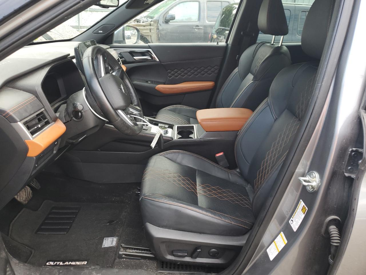 2023 Mitsubishi Outlander Sel - Image 7