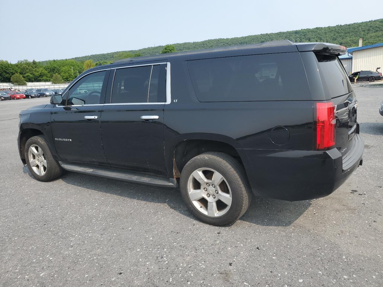 2016 Chevrolet Suburban K1500 Lt - Фото 2
