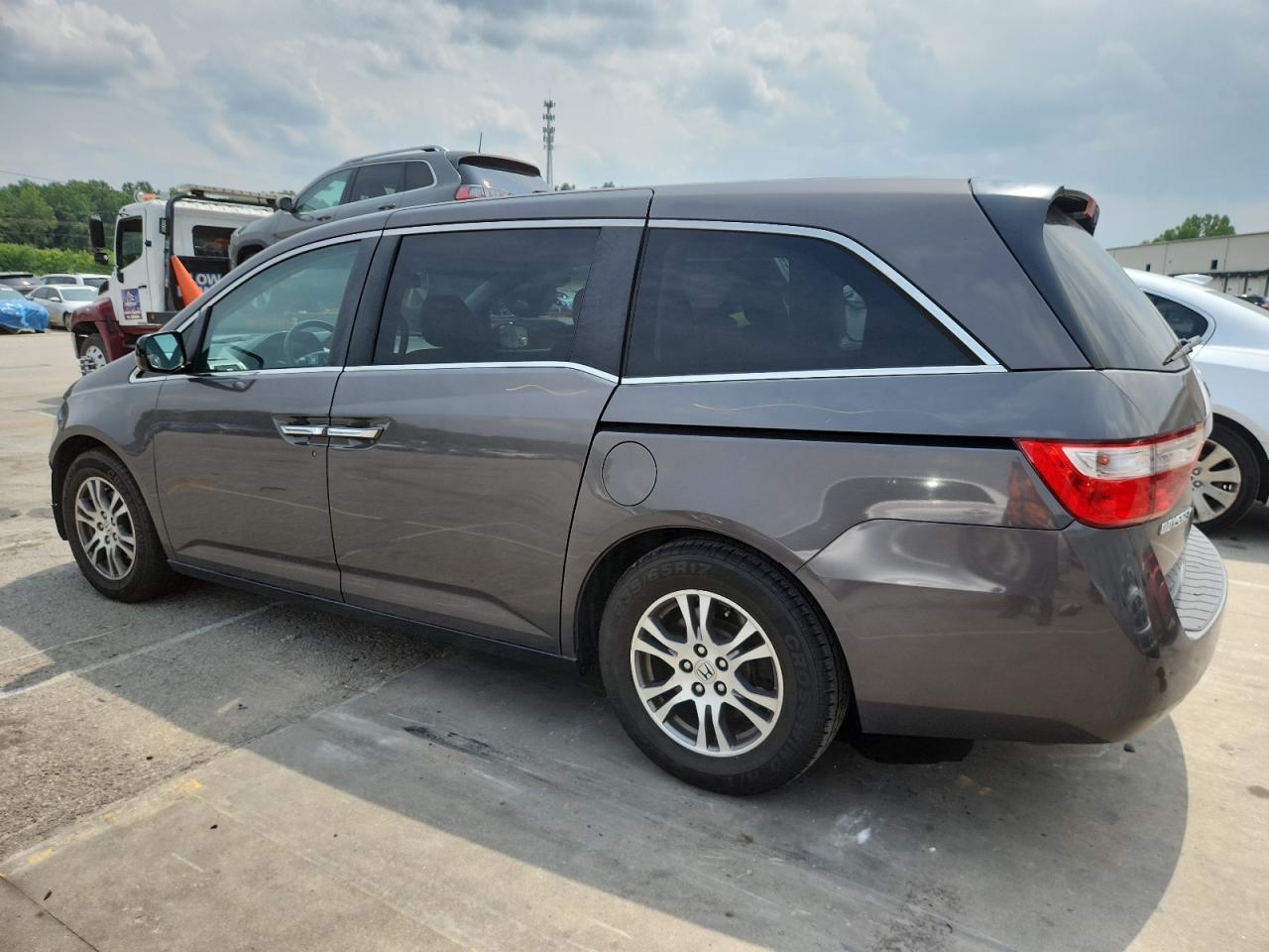 2012 Honda Odyssey Exl - Image 2
