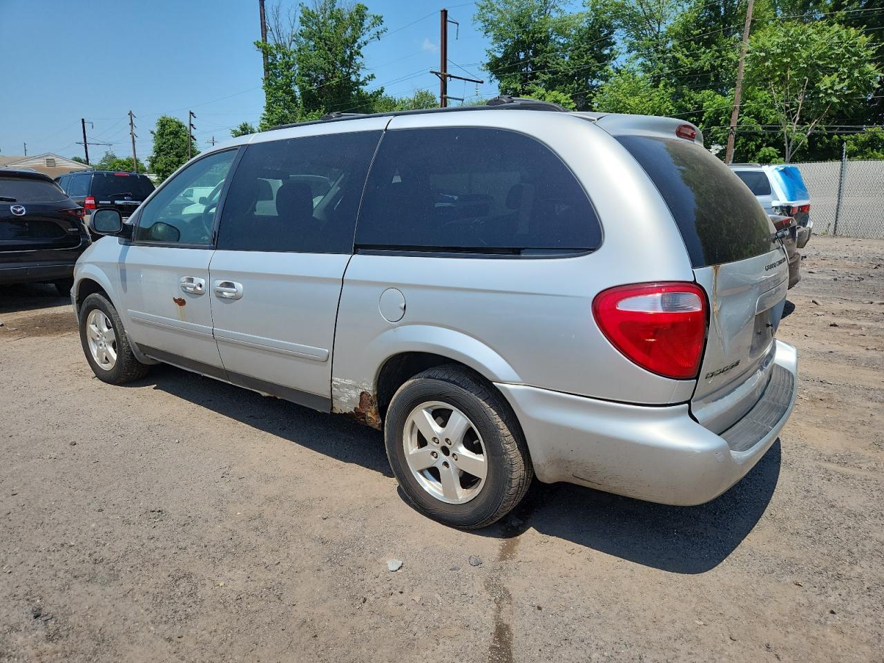 2006 Dodge Grand Caravan Sxt - Фото 2