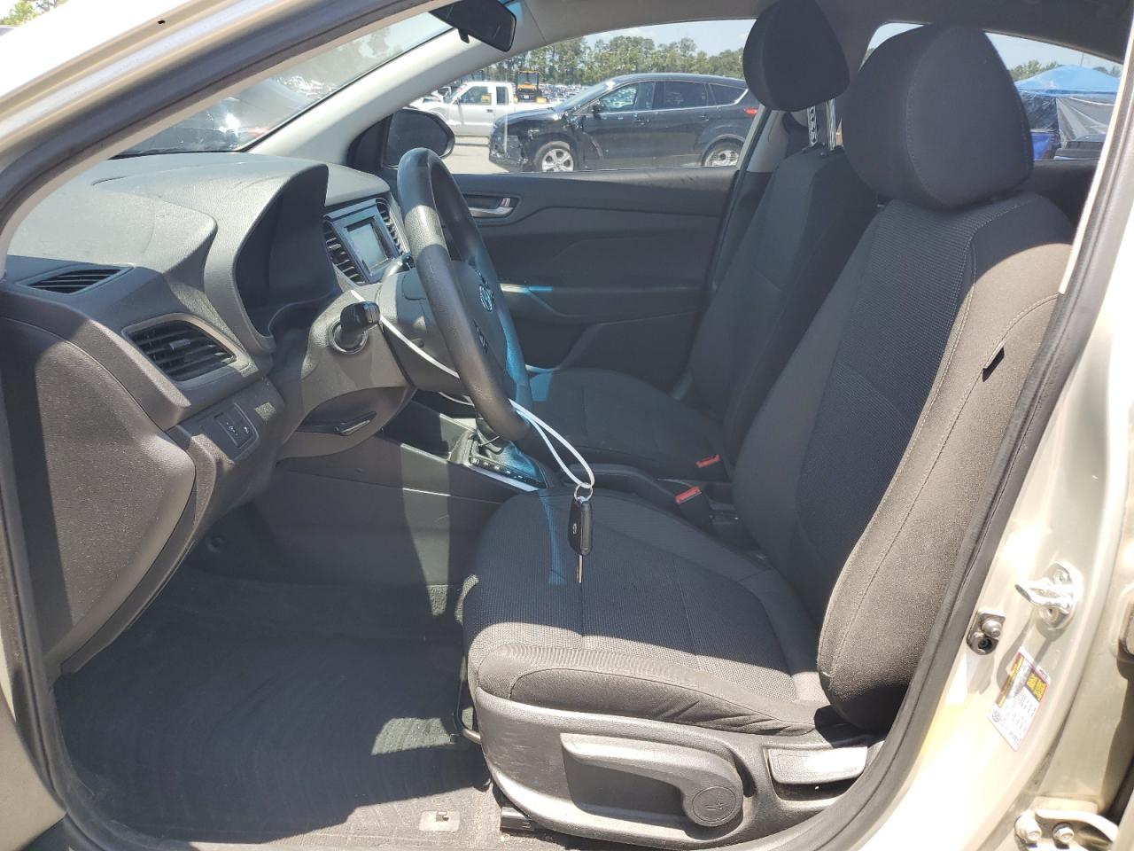 2018 Hyundai Accent Se - Фото 7