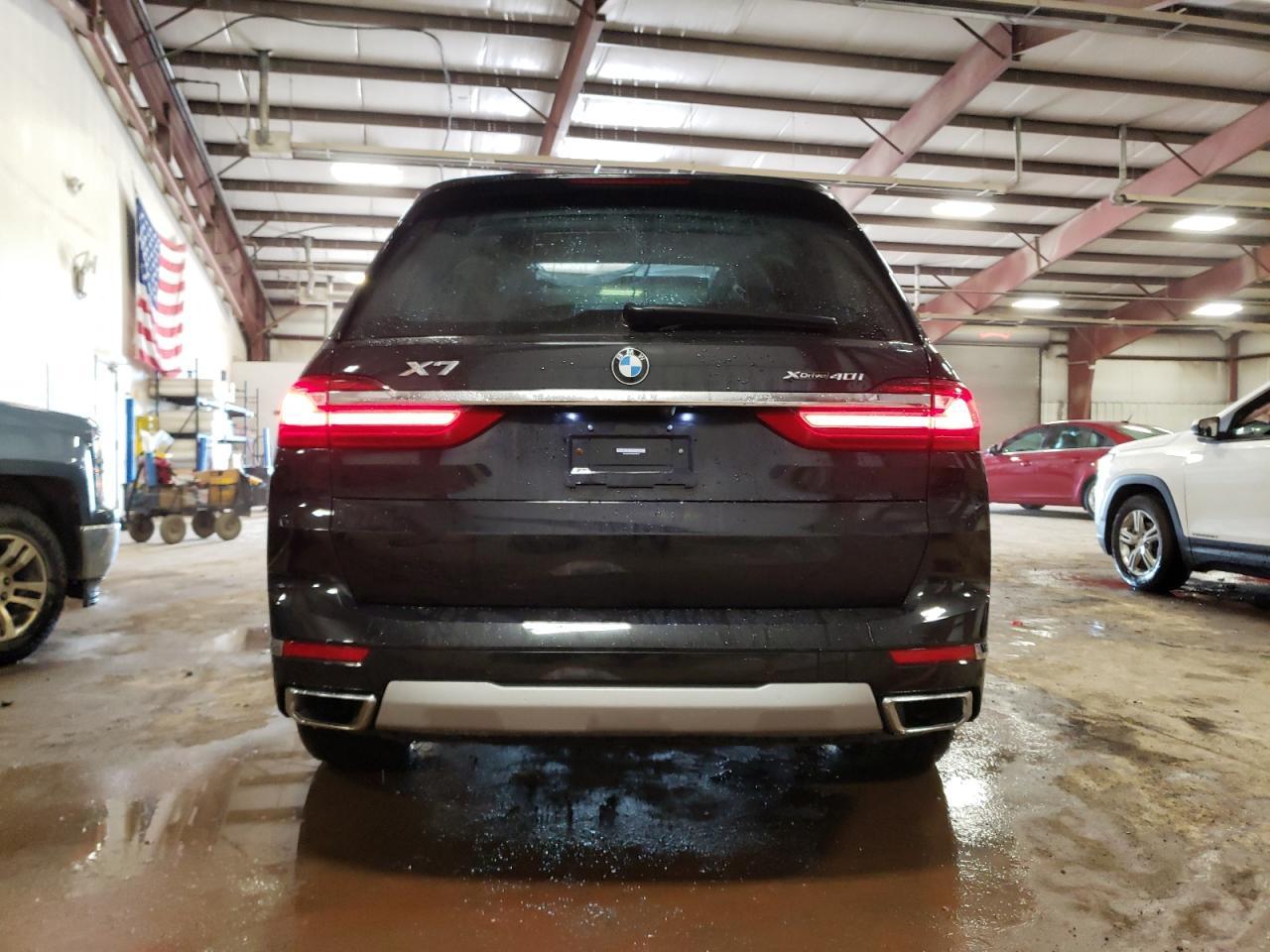 2022 BMW X7 xDrive40I - Фото 6