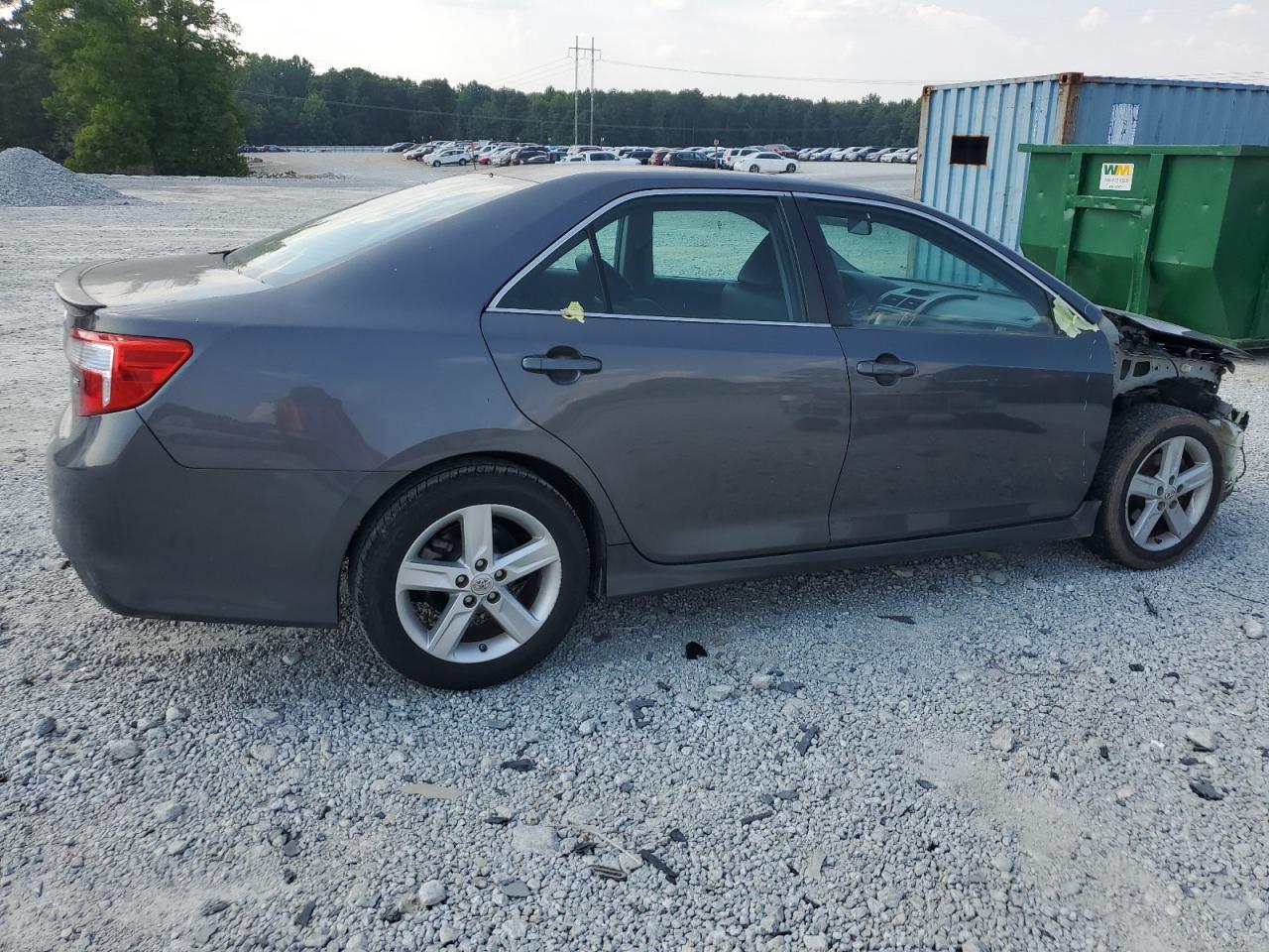 2014 Toyota Camry L - Фото 3