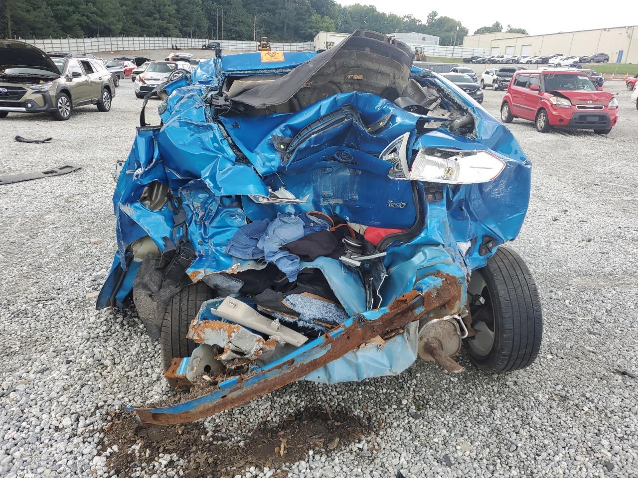 2015 Ford Fiesta Se - Image 6