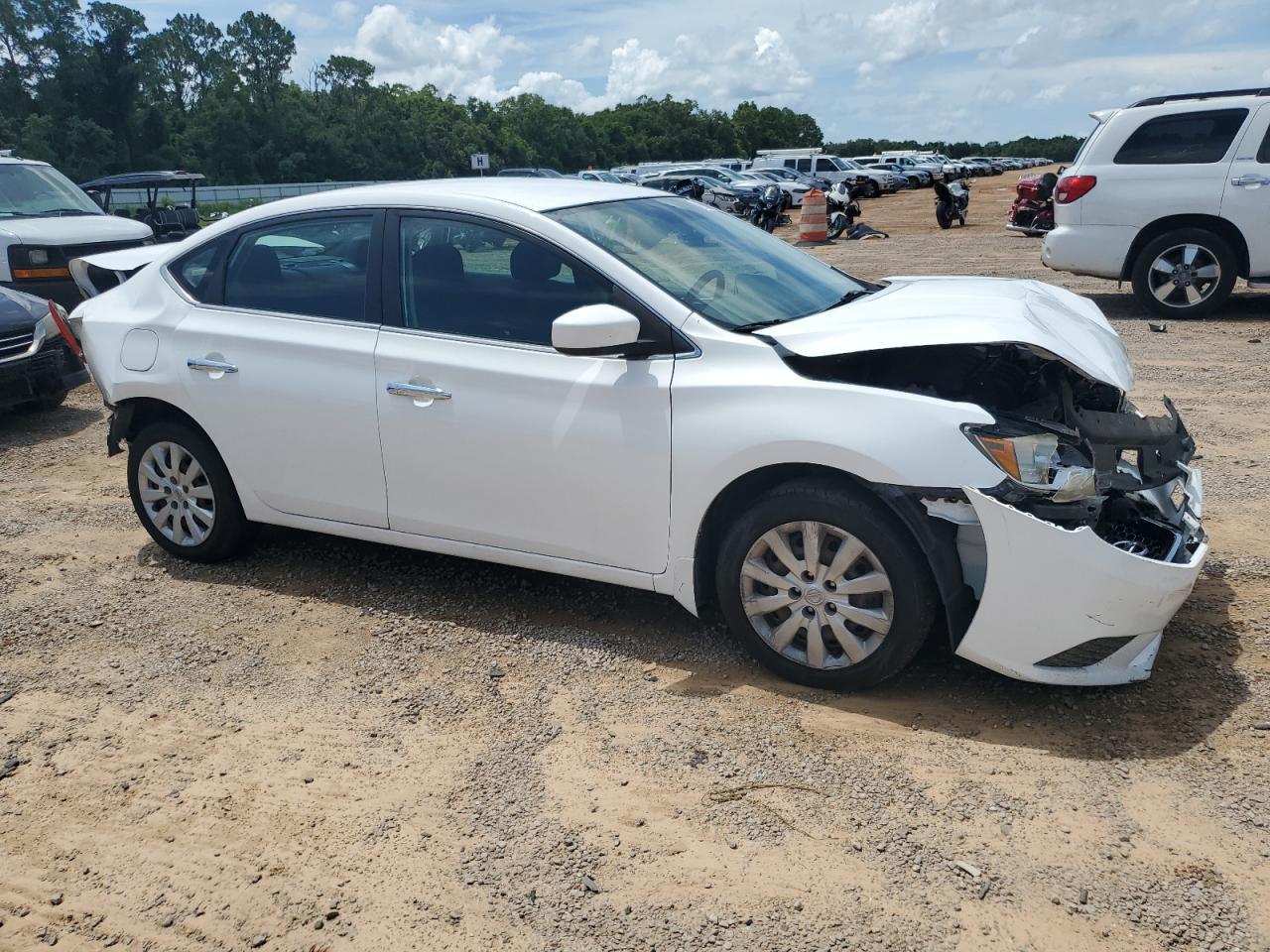 2017 Nissan Sentra S - Фото 4