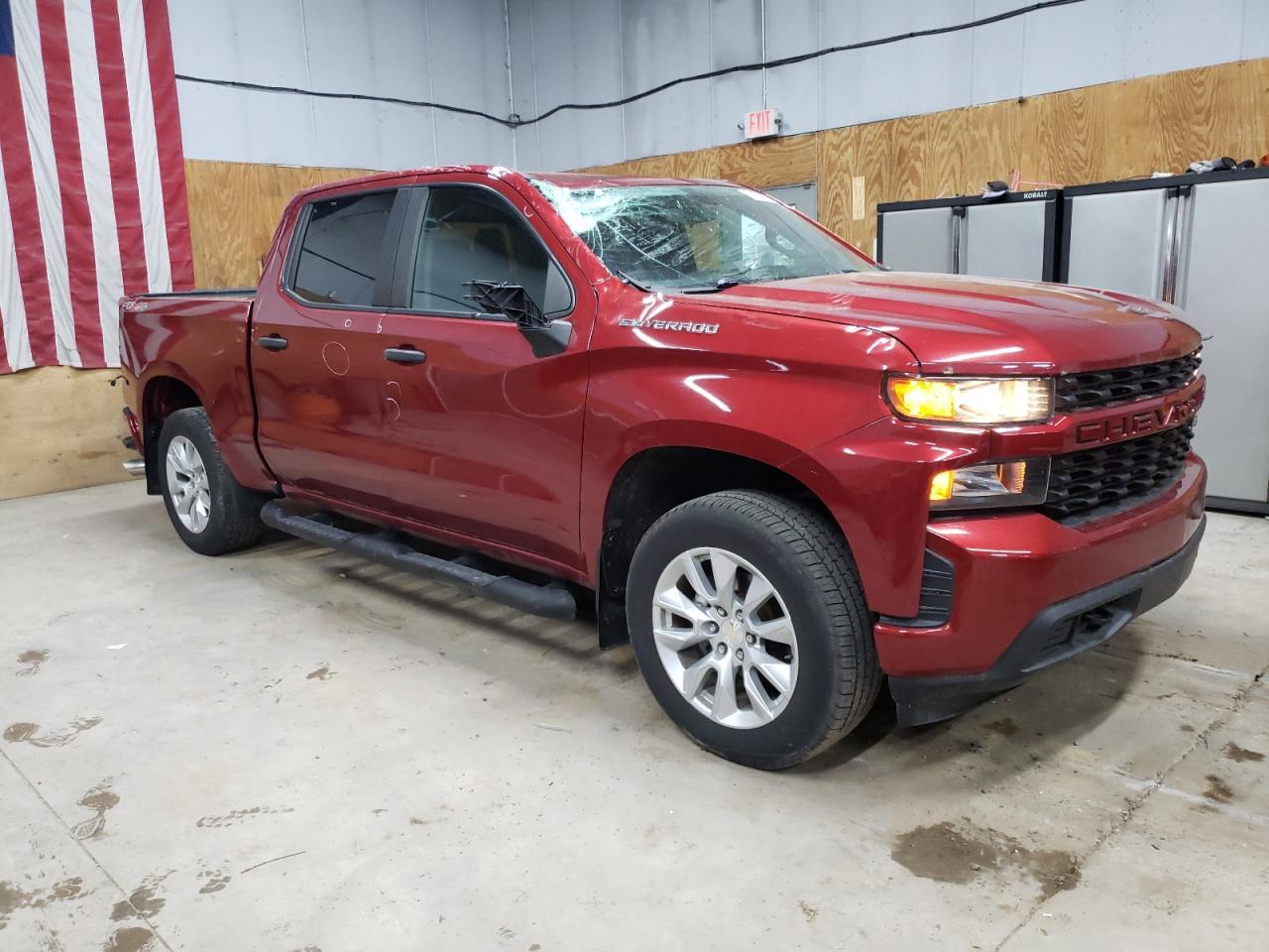 2019 Chevrolet Silverado K1500 Custom - Фото 4