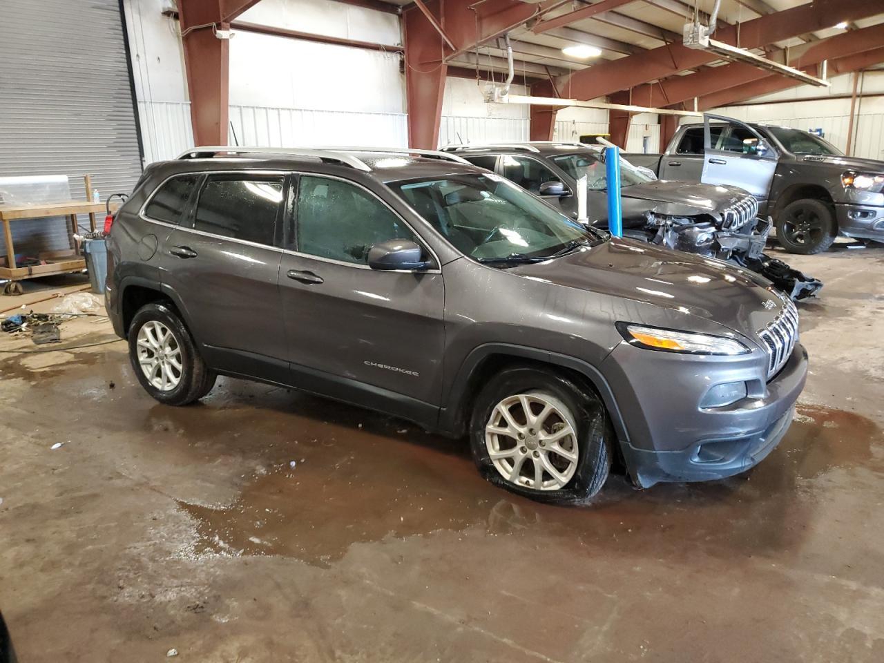2018 Jeep Cherokee Latitude Plus - Фото 4