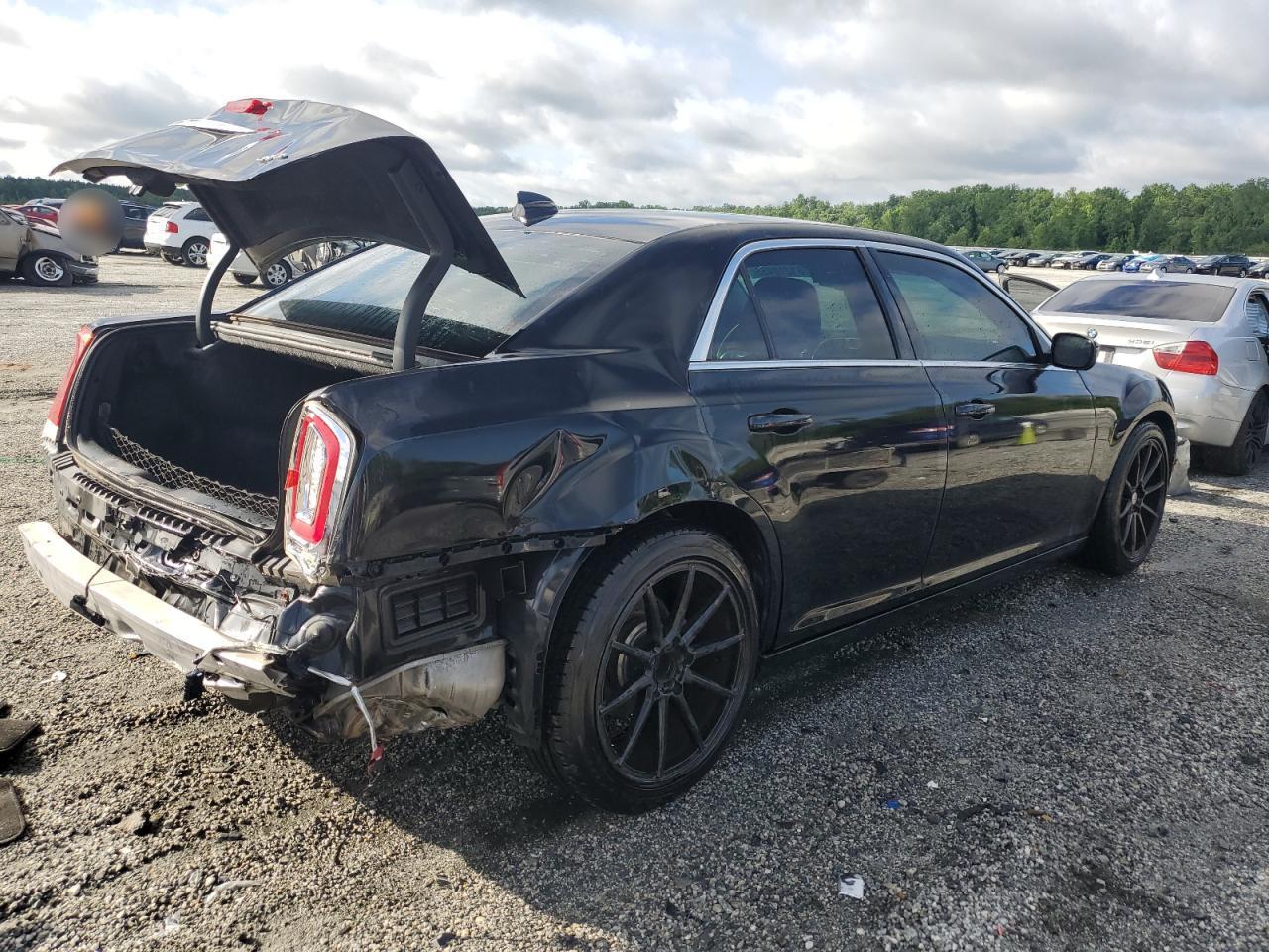 2015 Chrysler 300 Limited - Фото 3