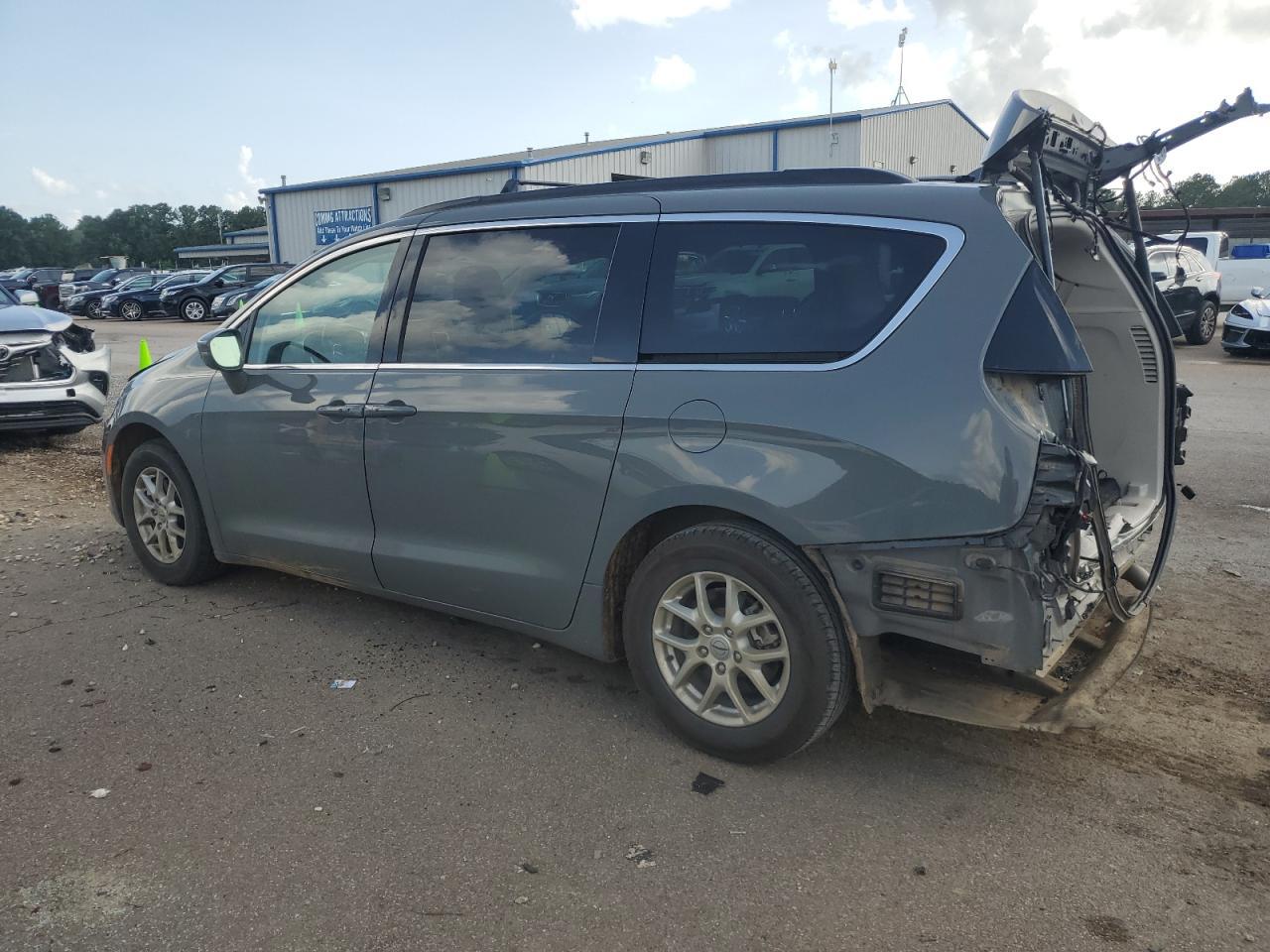 2022 Chrysler Pacifica Touring L - Фото 2