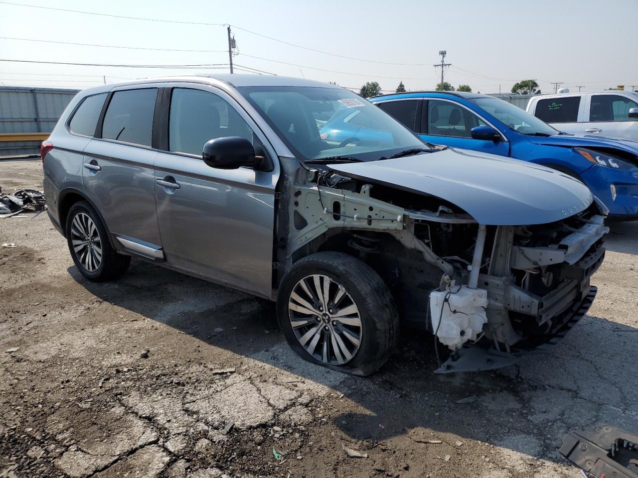 2020 Mitsubishi Outlander Es - Фото 4