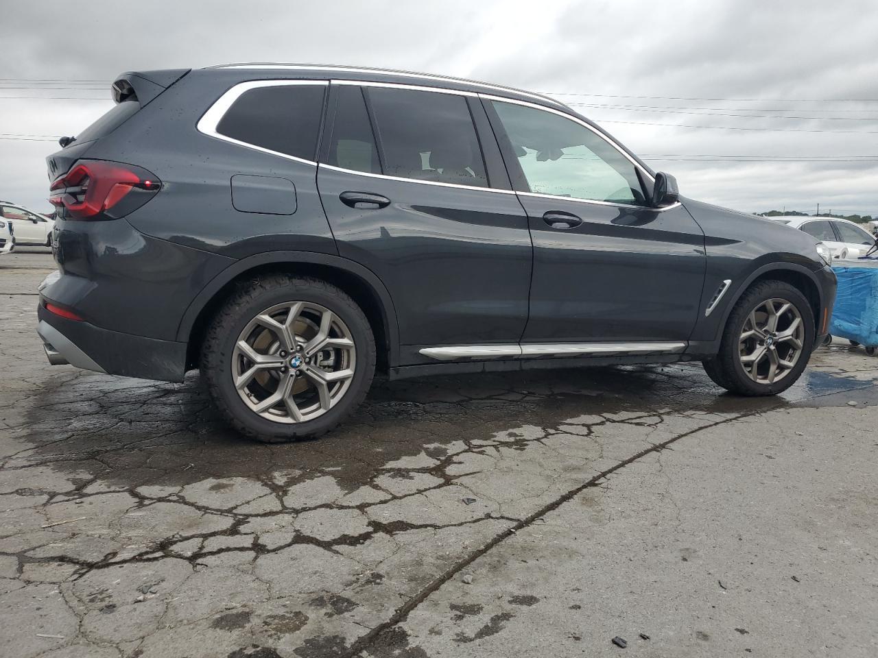 2022 BMW X3 Sdrive30I - Фото 3