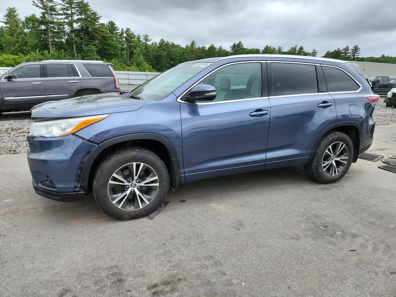 2016 Toyota Highlander Xle