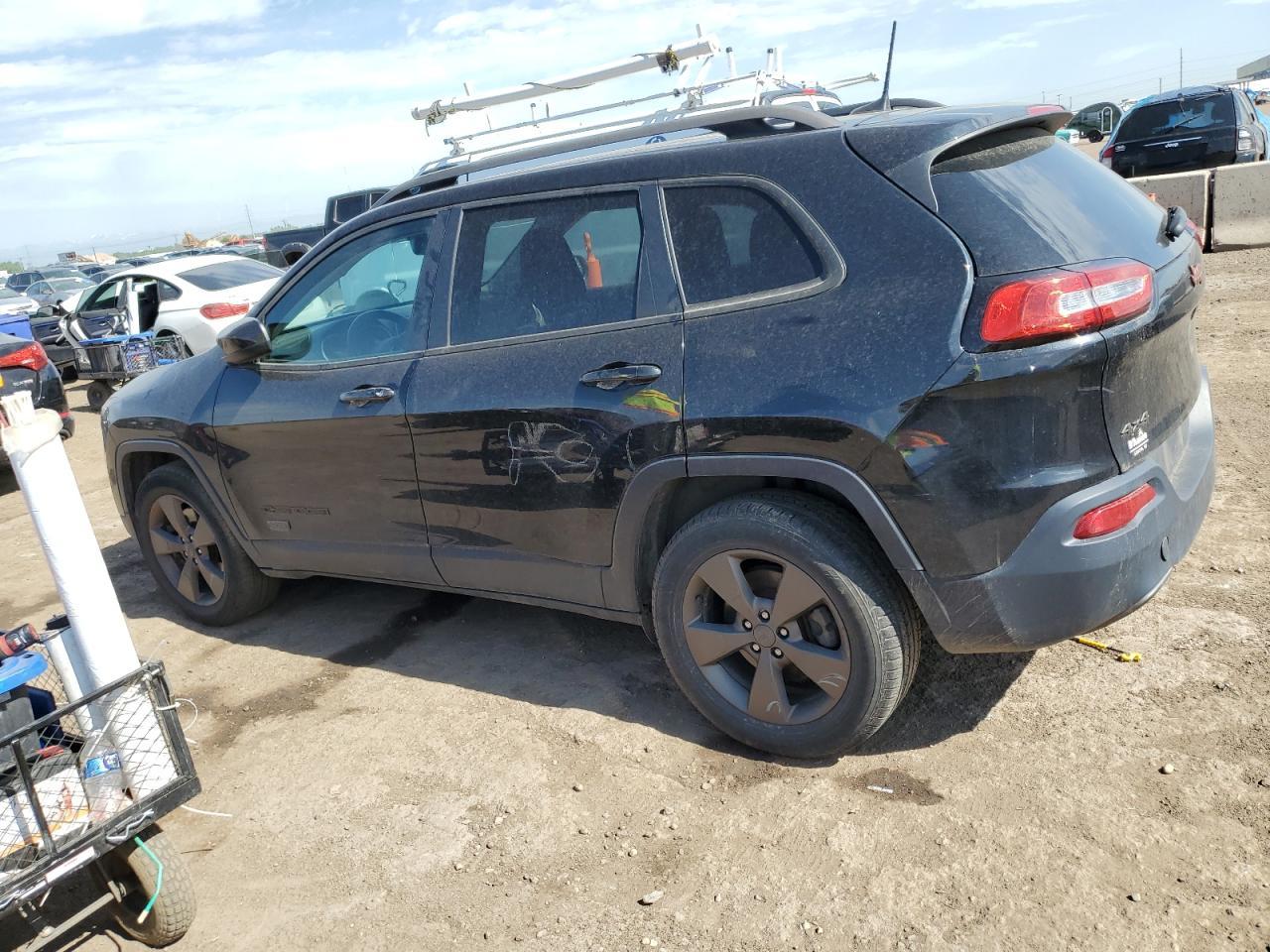 2016 Jeep Cherokee Latitude - Фото 2