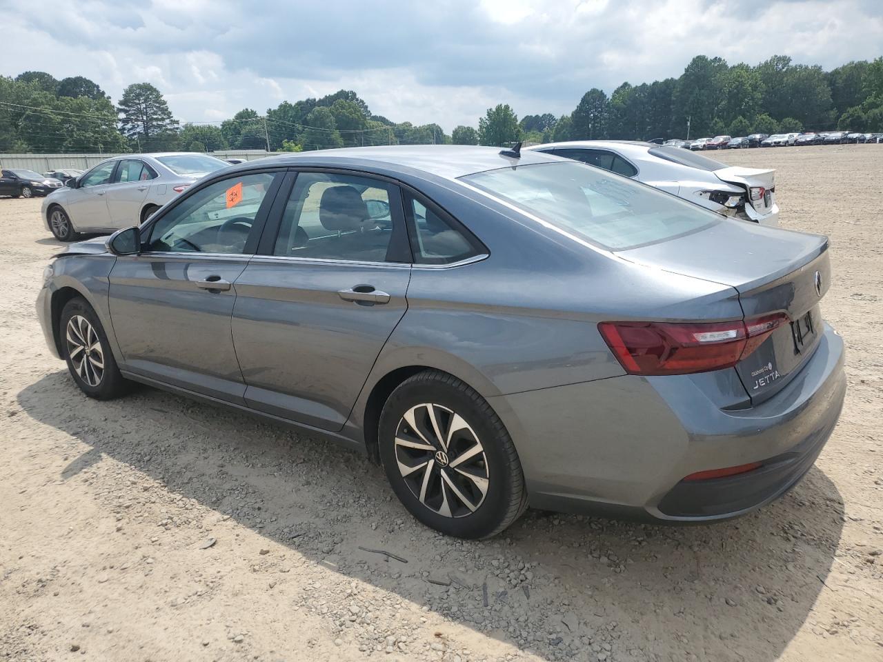 2024 Volkswagen Jetta S - Фото 2