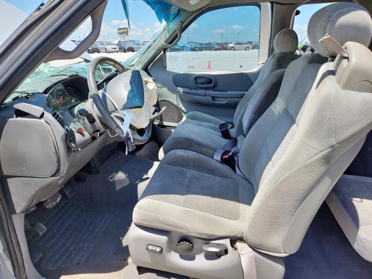 2001 Ford F150 - Фото 7