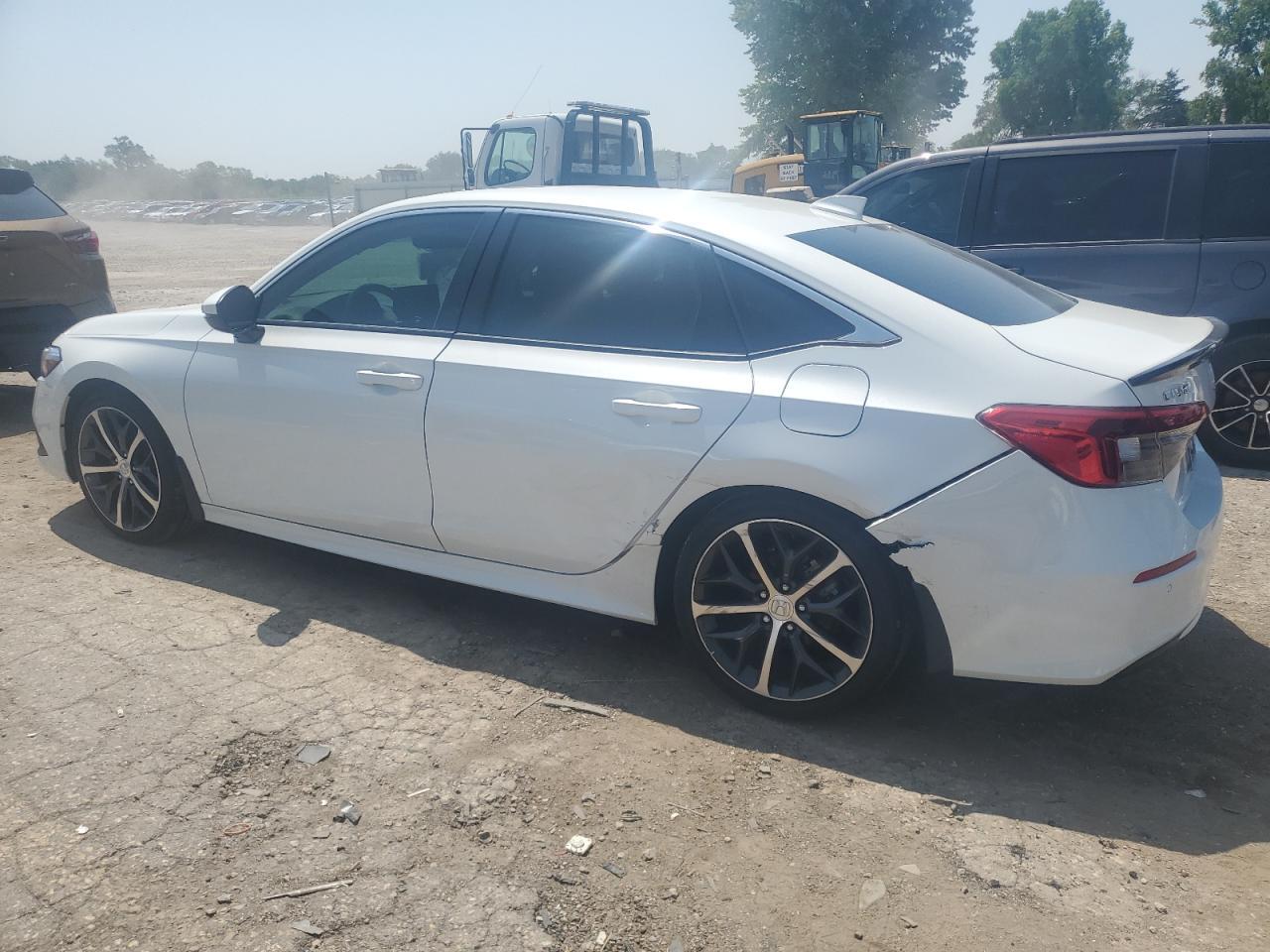 2022 Honda Civic Touring - Image 2