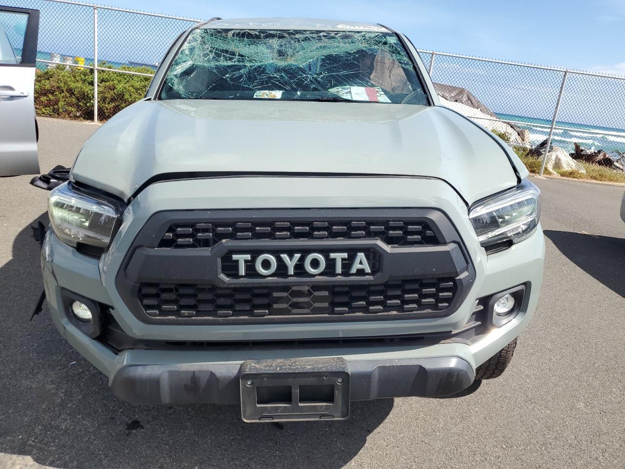 2023 Toyota Tacoma Double Cab - Image 5