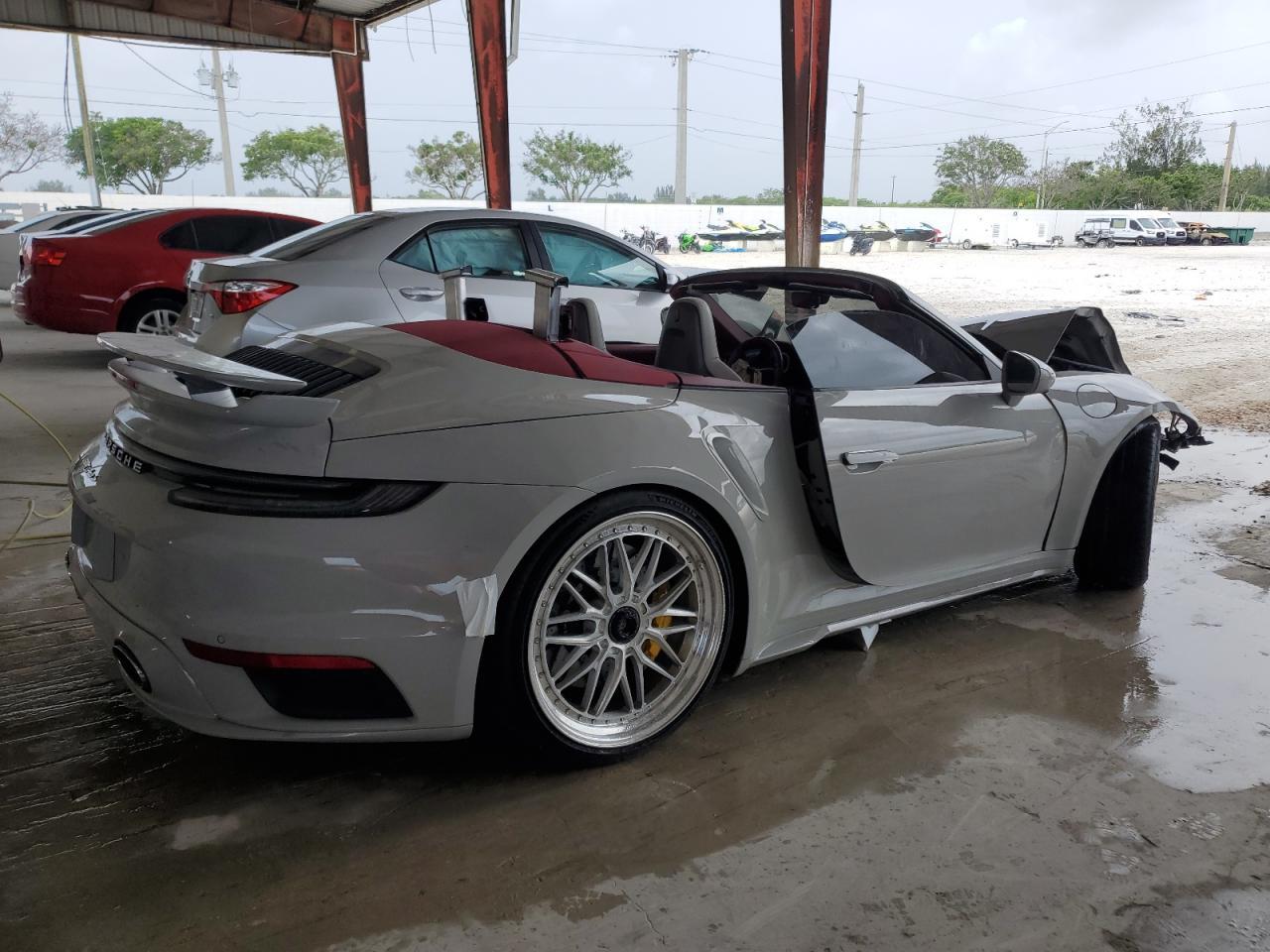 2022 Porsche 911 Turbo - Image 3