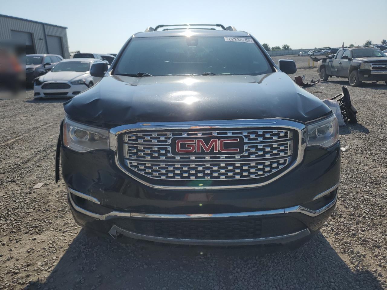 2017 GMC Acadia Denali - Фото 5