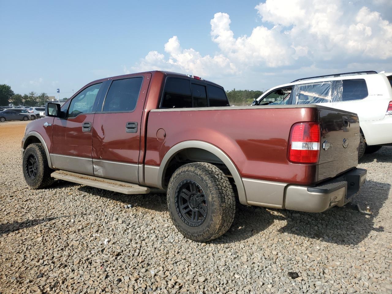 2005 Ford F150 Supercrew - Image 2