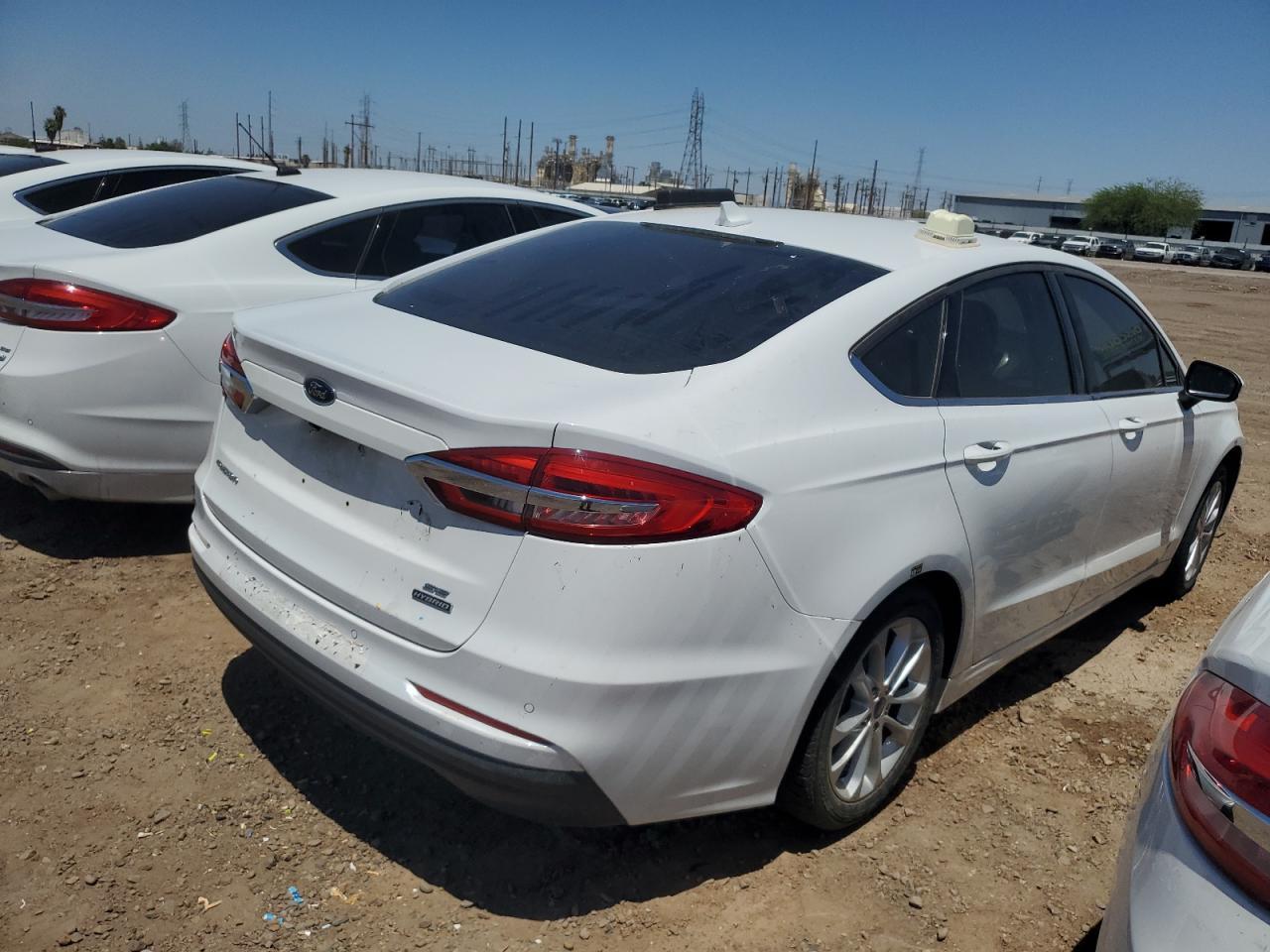 2020 Ford Fusion Se - Image 3