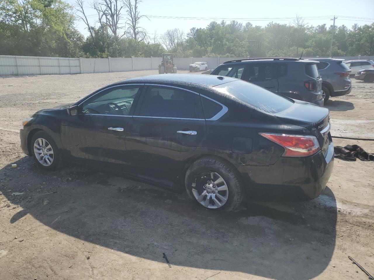2015 Nissan Altima 2.5 - Фото 2