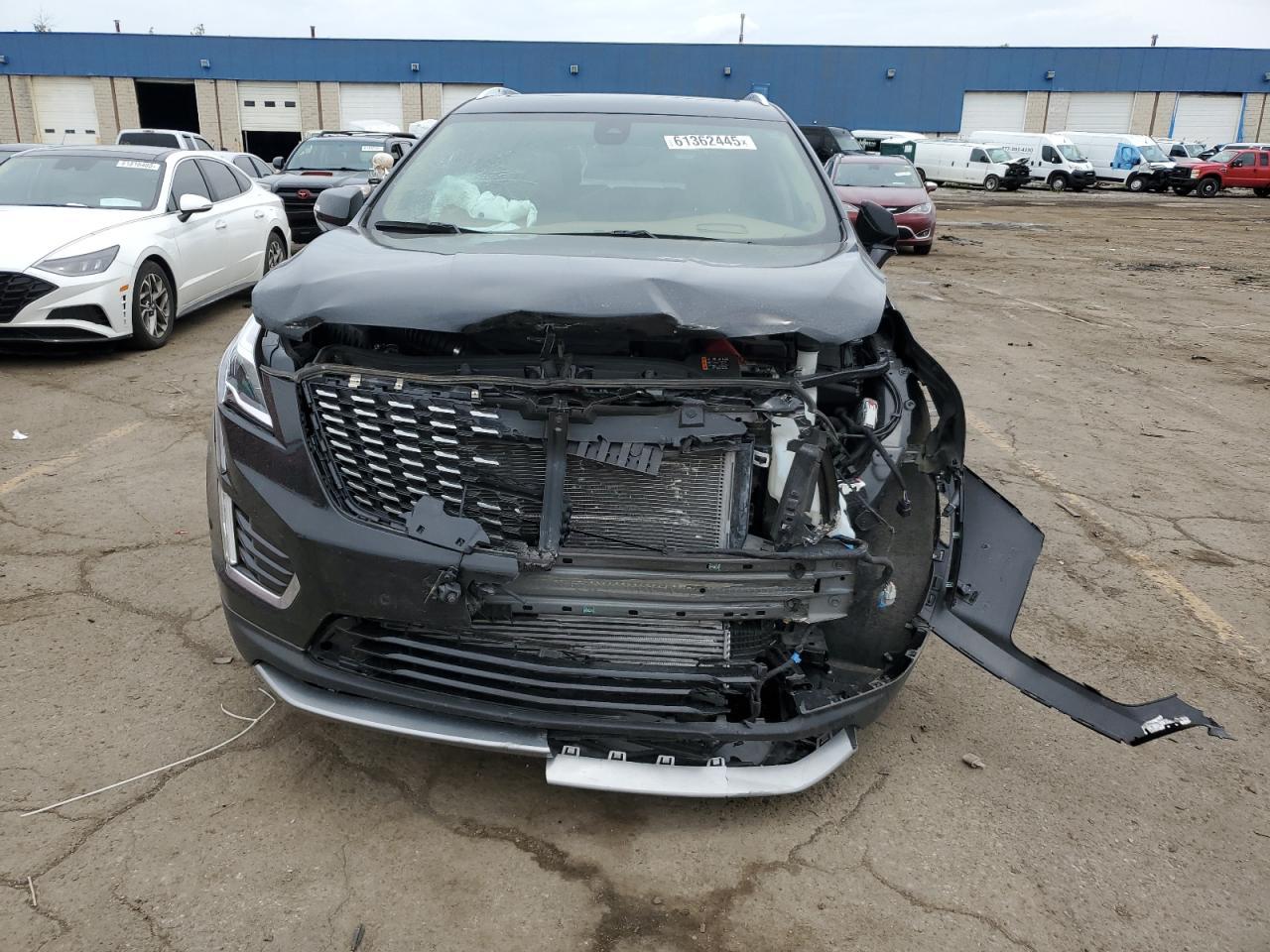 2023 Cadillac Xt5 Platinum Premium Luxury - Фото 5