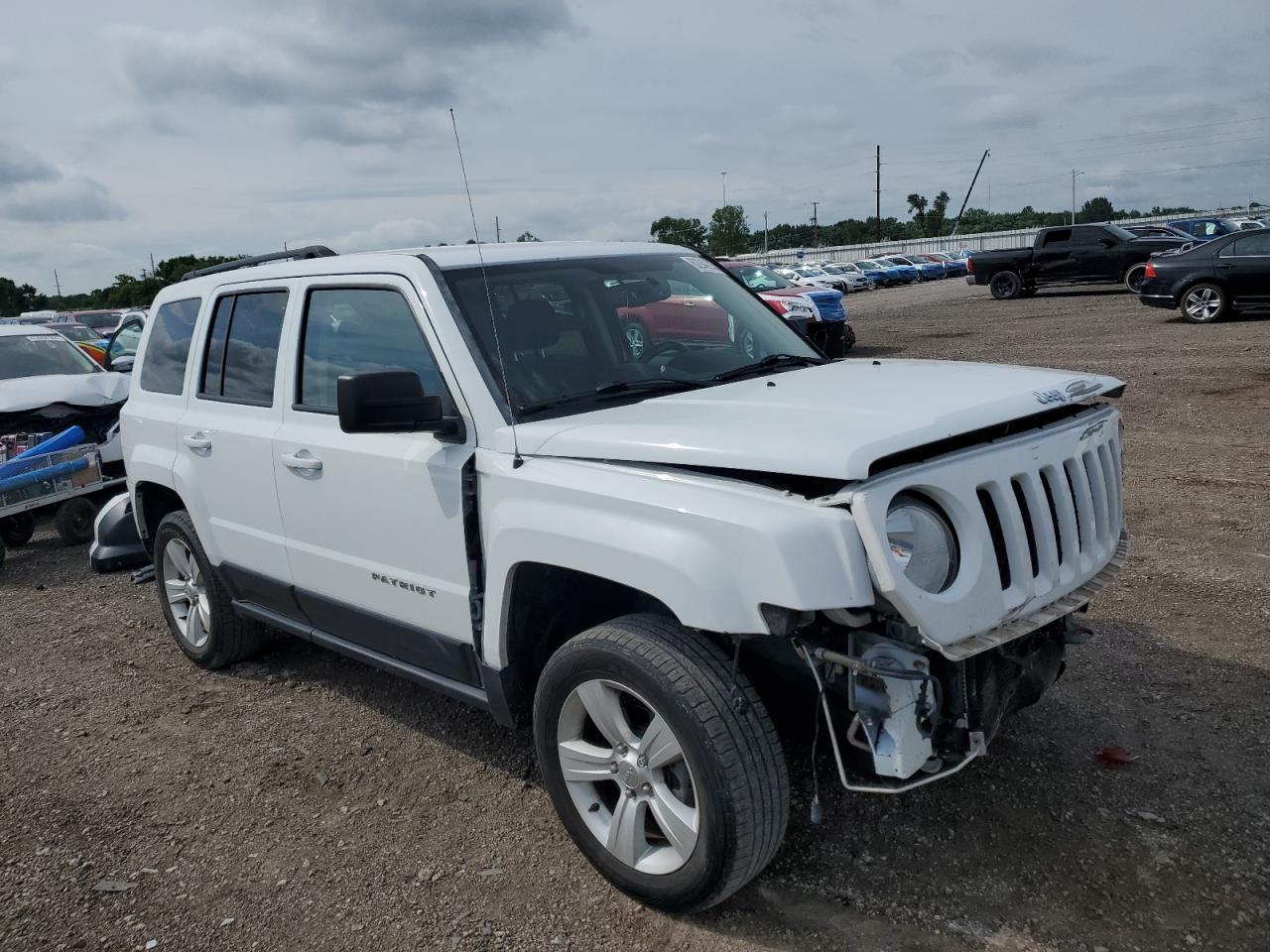 2016 Jeep Patriot Latitude - Фото 4