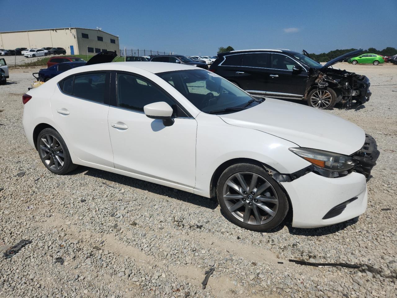 2018 Mazda 3 Touring - Image 4
