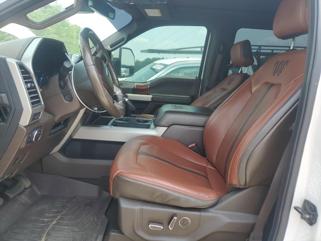 2019 Ford F250 Super Duty - Image 7