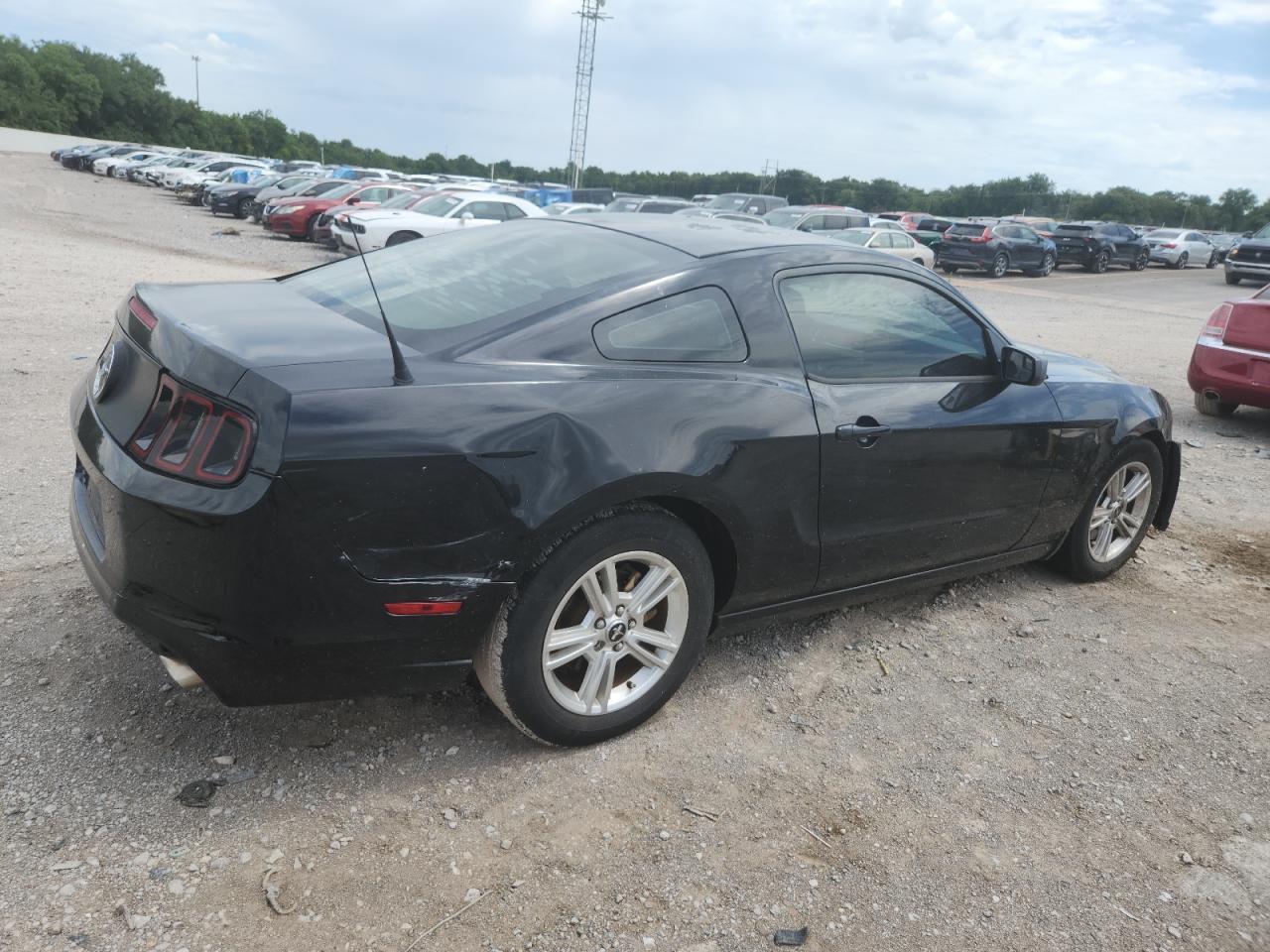 2014 Ford Mustang - Фото 3