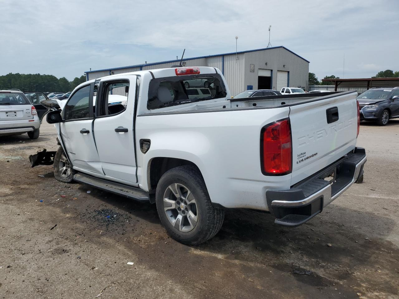 2022 Chevrolet Colorado - Image 2