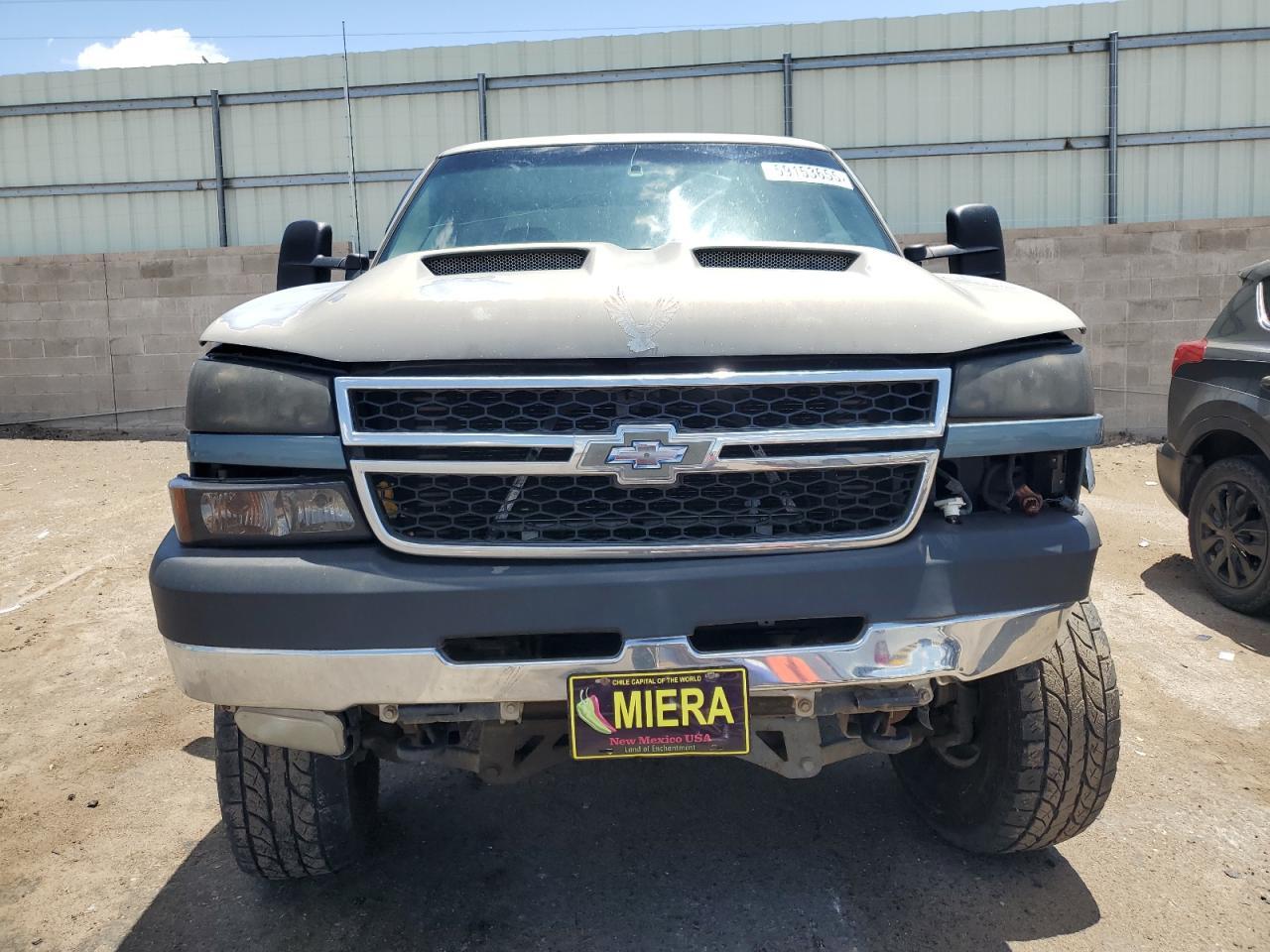 2006 Chevrolet Silverado C1500 - Image 5