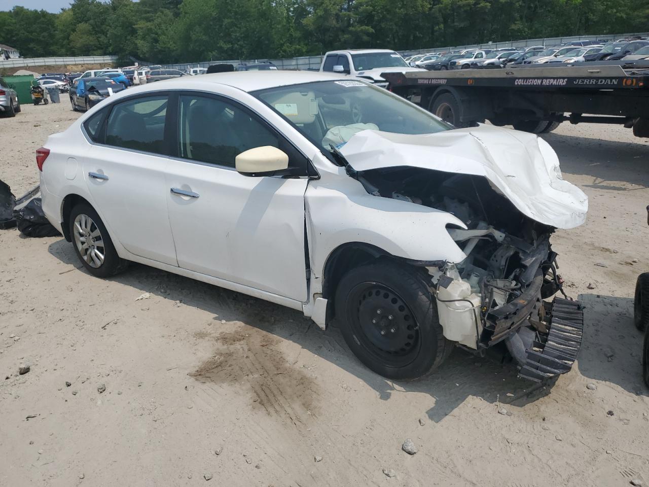 2016 Nissan Sentra S - Image 4