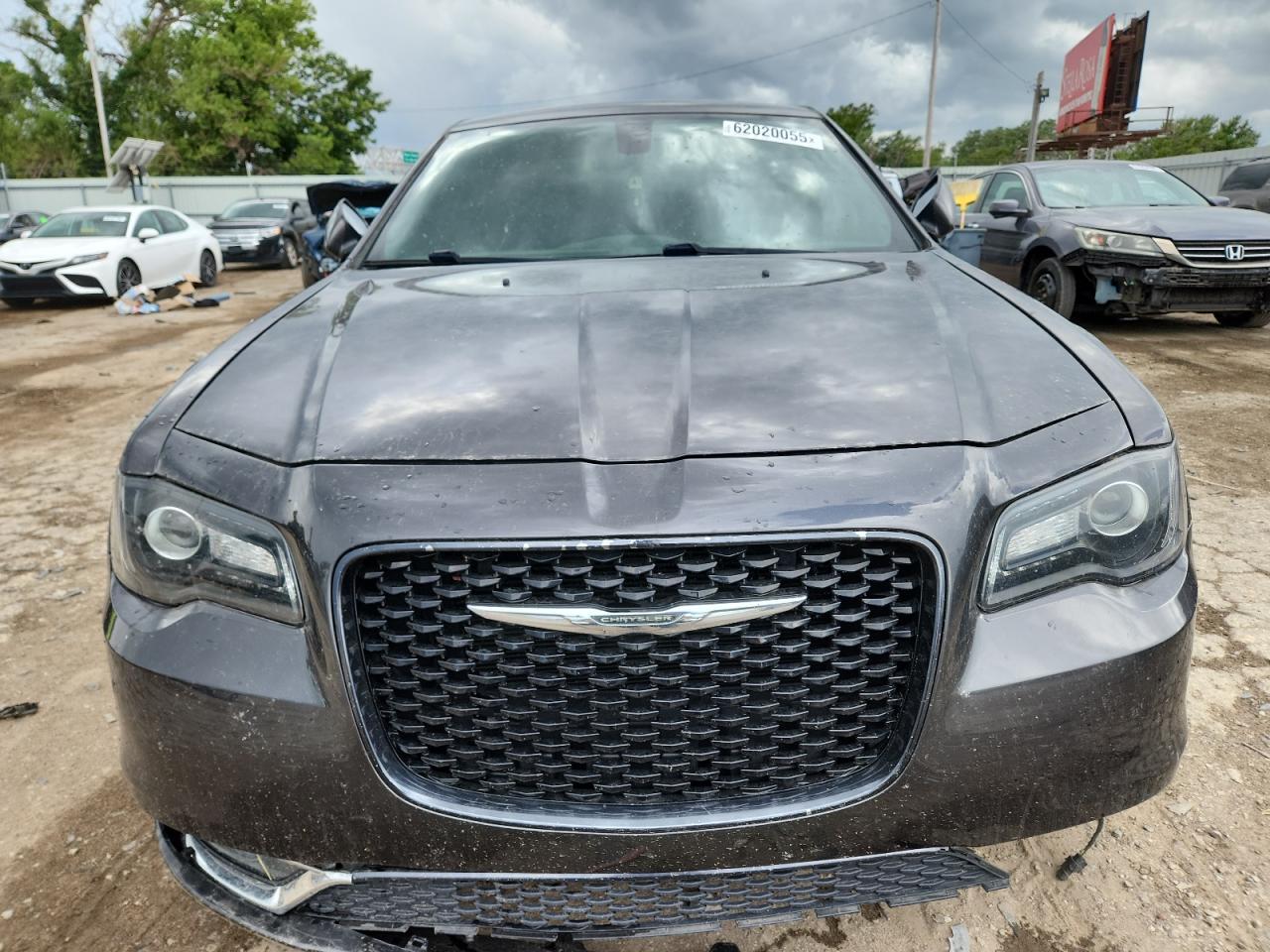 2019 Chrysler 300 S - Image 5