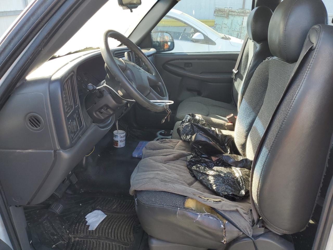 2005 Chevrolet Silverado C1500 - Image 7