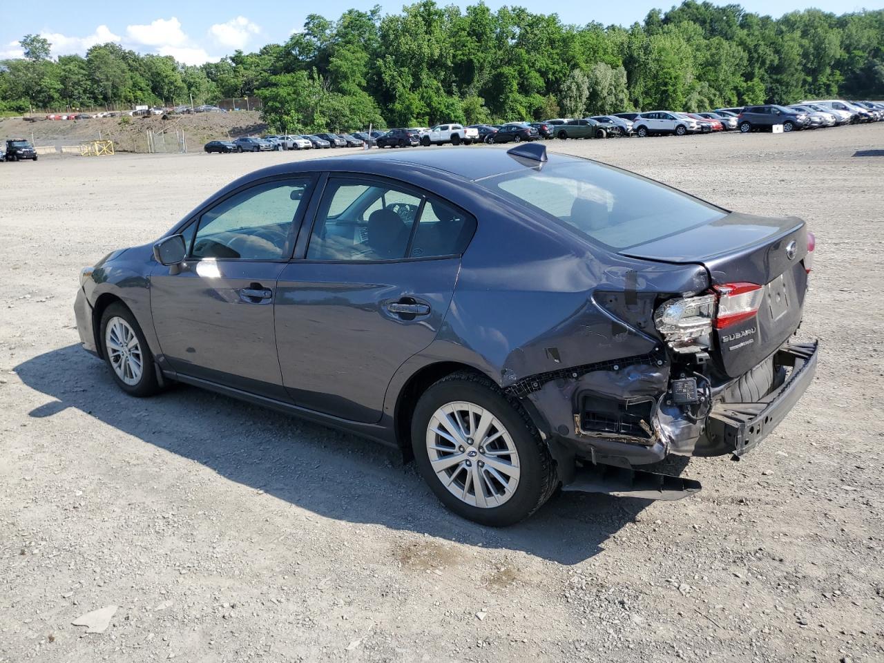 2017 Subaru Impreza Premium Plus - Фото 2