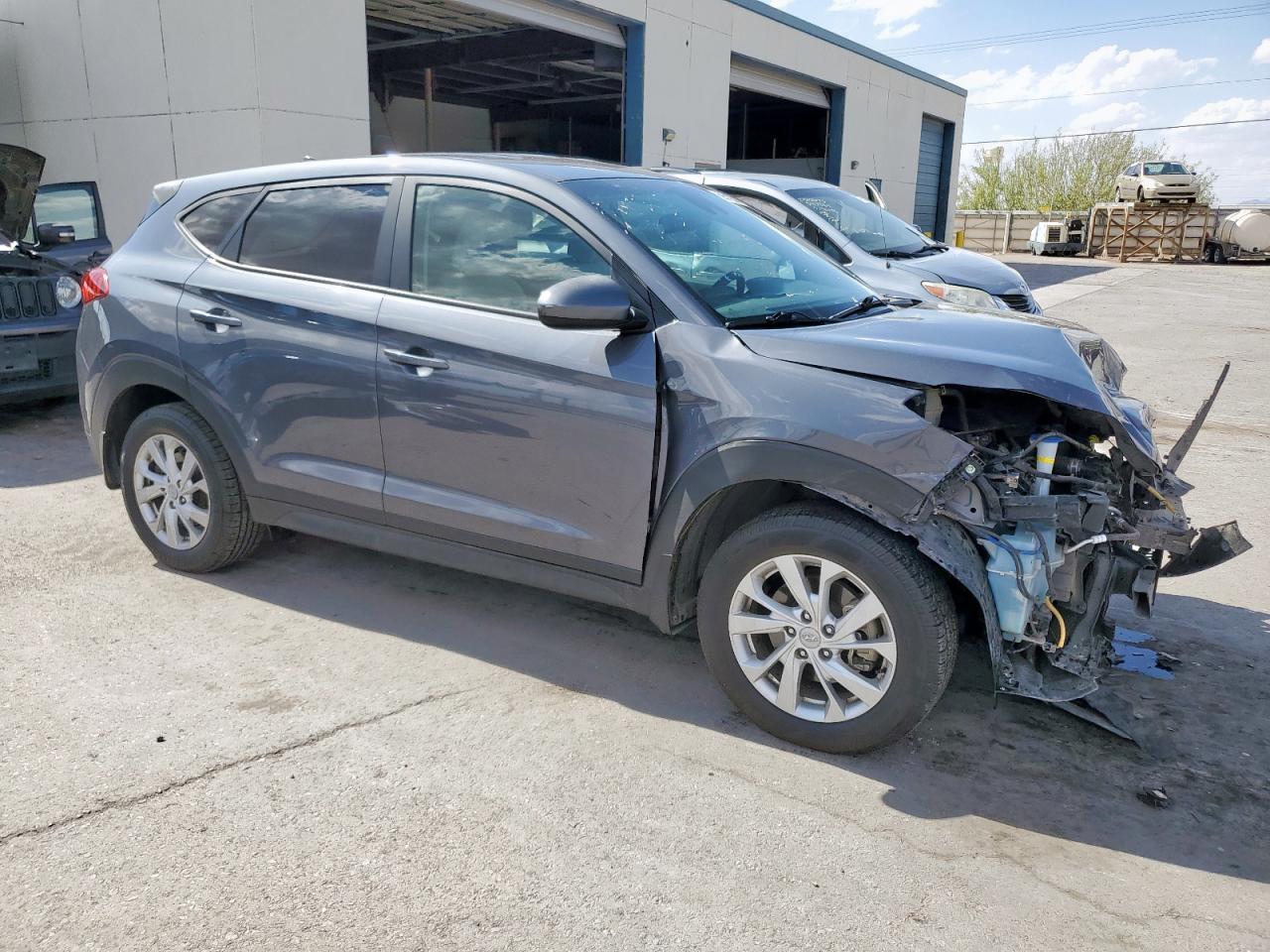 2021 Hyundai Tucson Se - Image 4