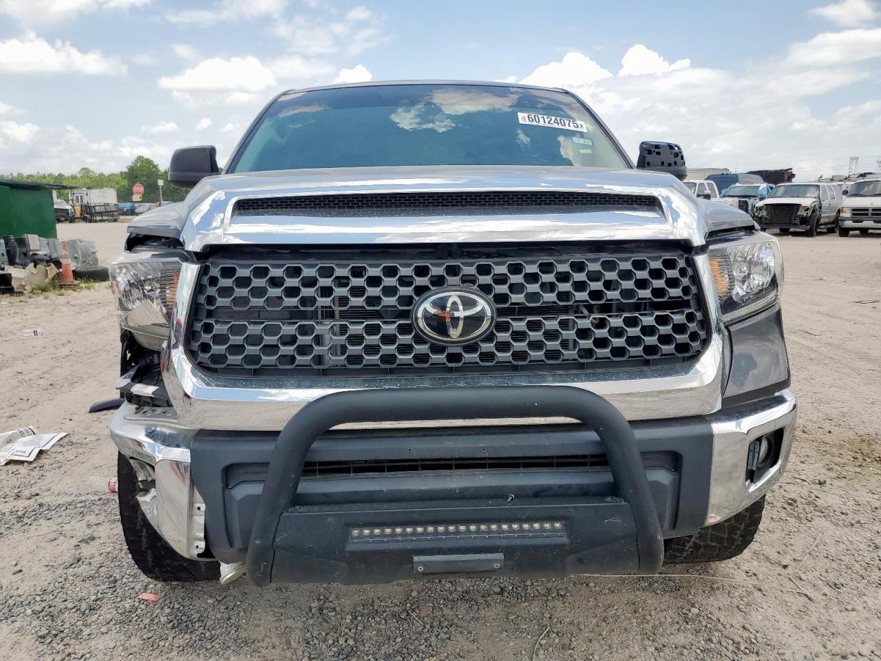 2023 Toyota Tundra Crewmax Sr5 - Image 5